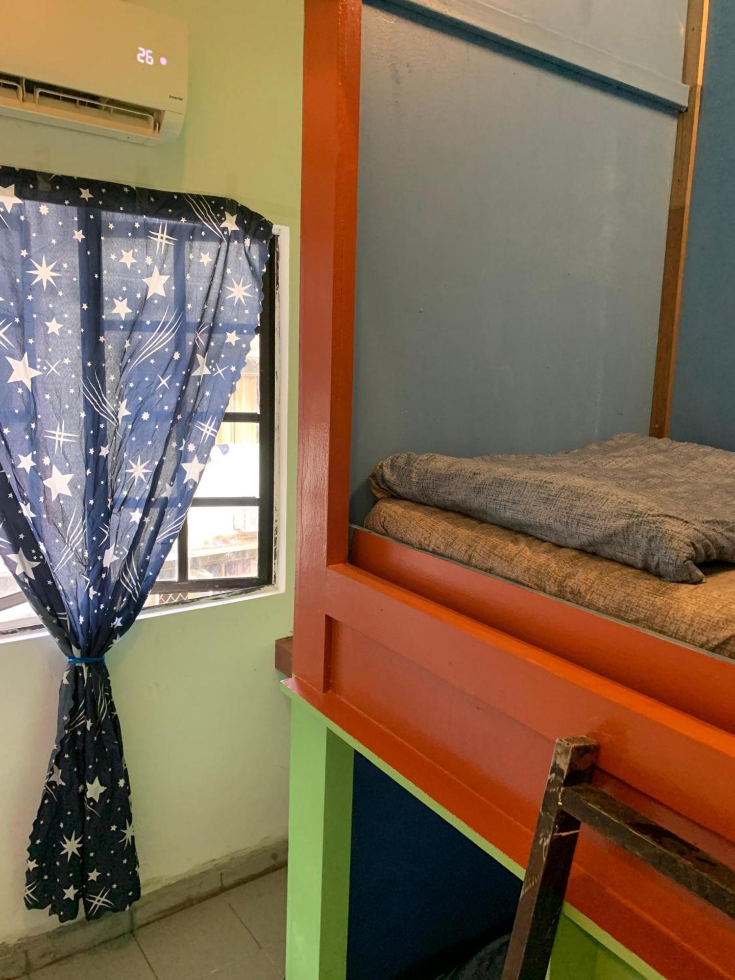Bestow Capsule Hostel 쿠알라룸푸르 외부 사진